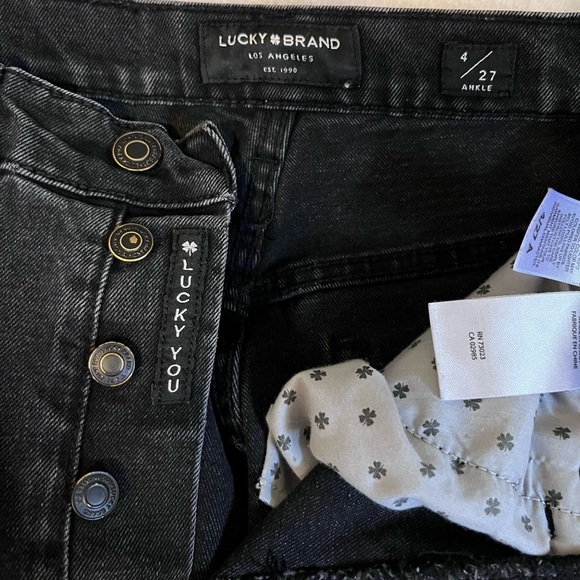 Lucky Jeans - Picture 4 of 4